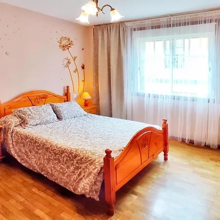 Apartamento Con Wifi En Casco Historico Betanzos Exterior foto